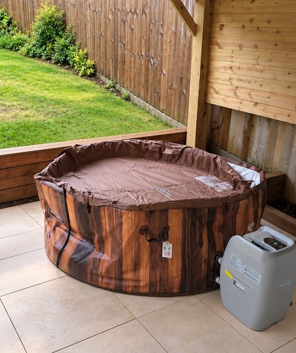Lay spa helsinki inflatable - helsinki,